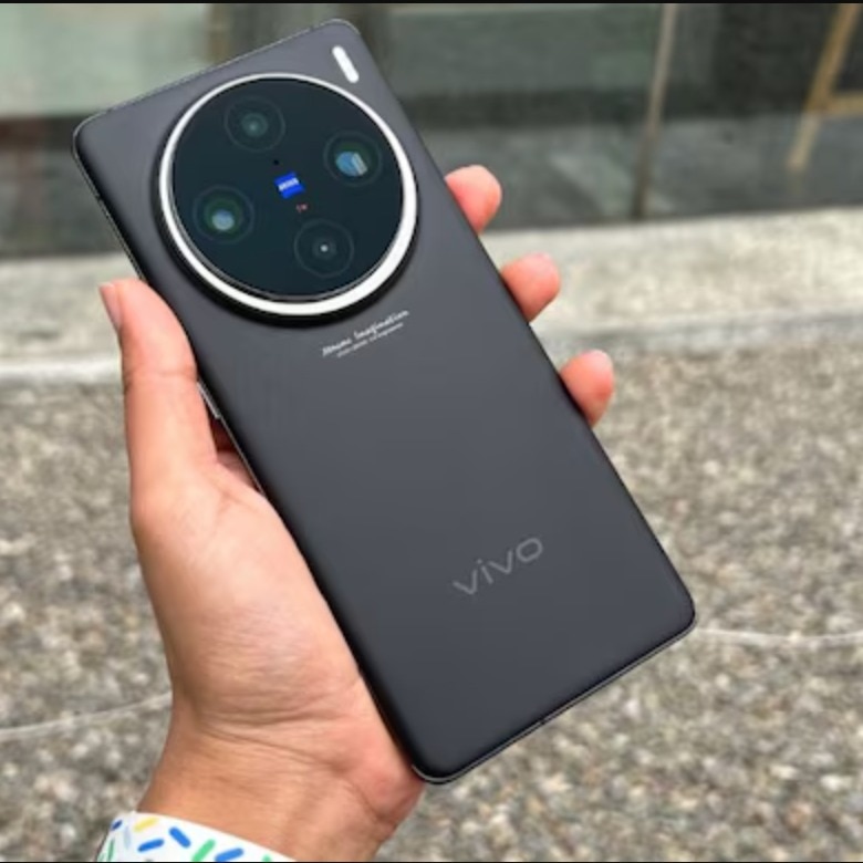 Vivo X200 Pro to launch soon in India:संभावित कीमत, फीचर्स और अधिक जानकारी