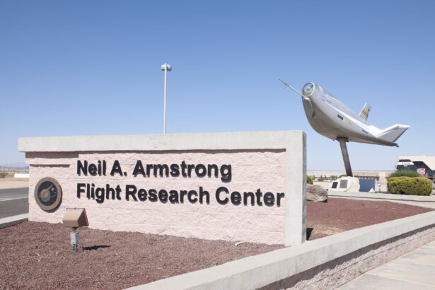 The Technology Transfer Office at Armstrong Flight Research Center (AFRC) एरोनॉटिक्स के लिए विकसित नवाचारों को जनता तक पहुंचाया जाए।