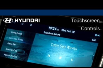 Back to Basics: Hyundai Drops Touchscreens: Hyundai का टचस्क्रीन हटाने का फैसला क्यों है खास