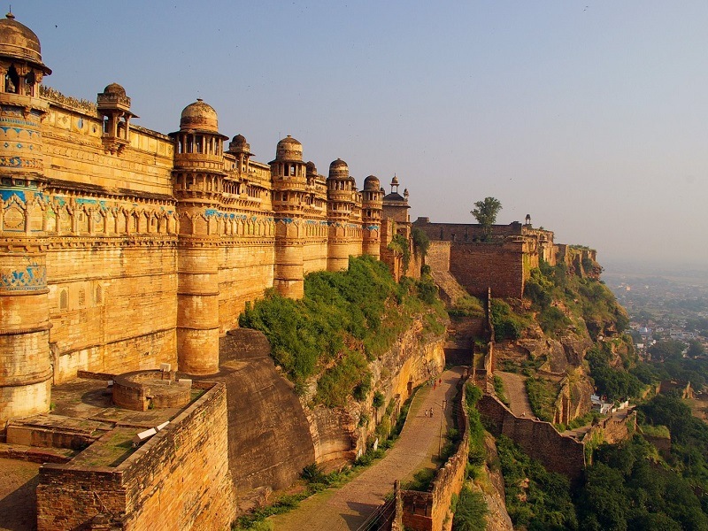 madhya pradesh vs mumbai: एक तुलना