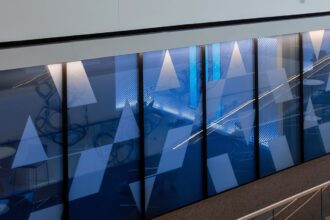 TN Researchers Invent Color-Changing Glass: A Smart Solution for Modern Living