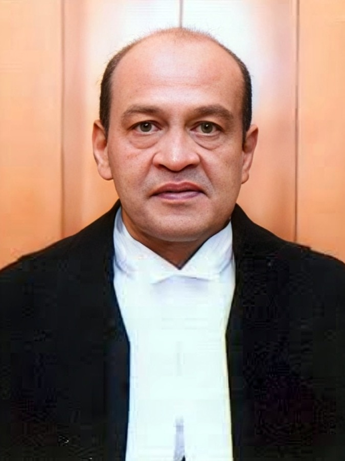 Delhi High Court judge with cash stash at home approved इनकम टैक्स जांच को मिली मंजूरी